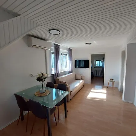 Moskriceva アパート *